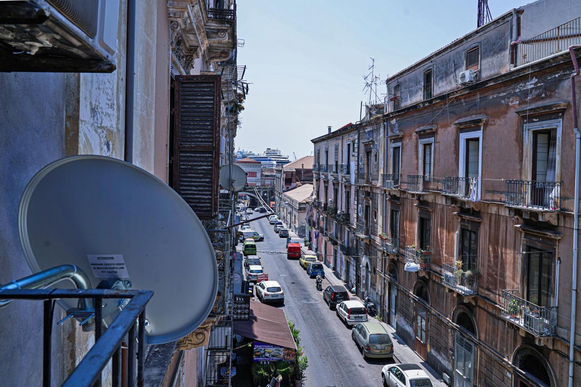 La Petite Suite Catania Exterior photo